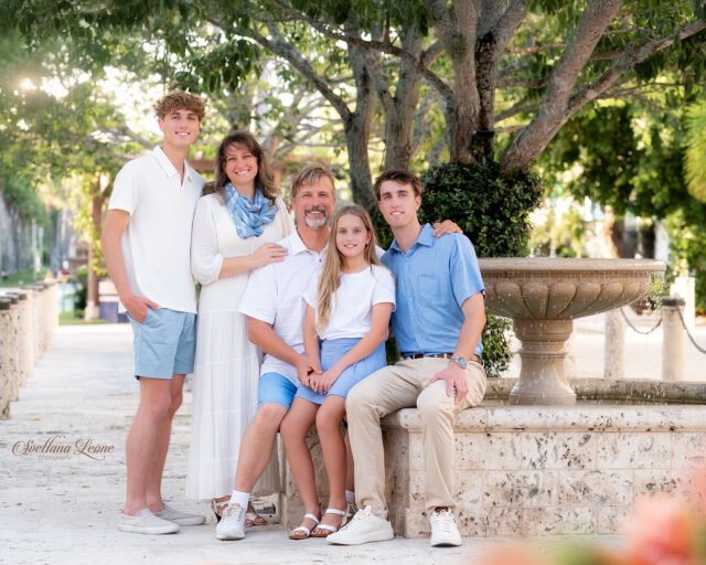 Palm Beach Family Photographer | Worth Avenue Session